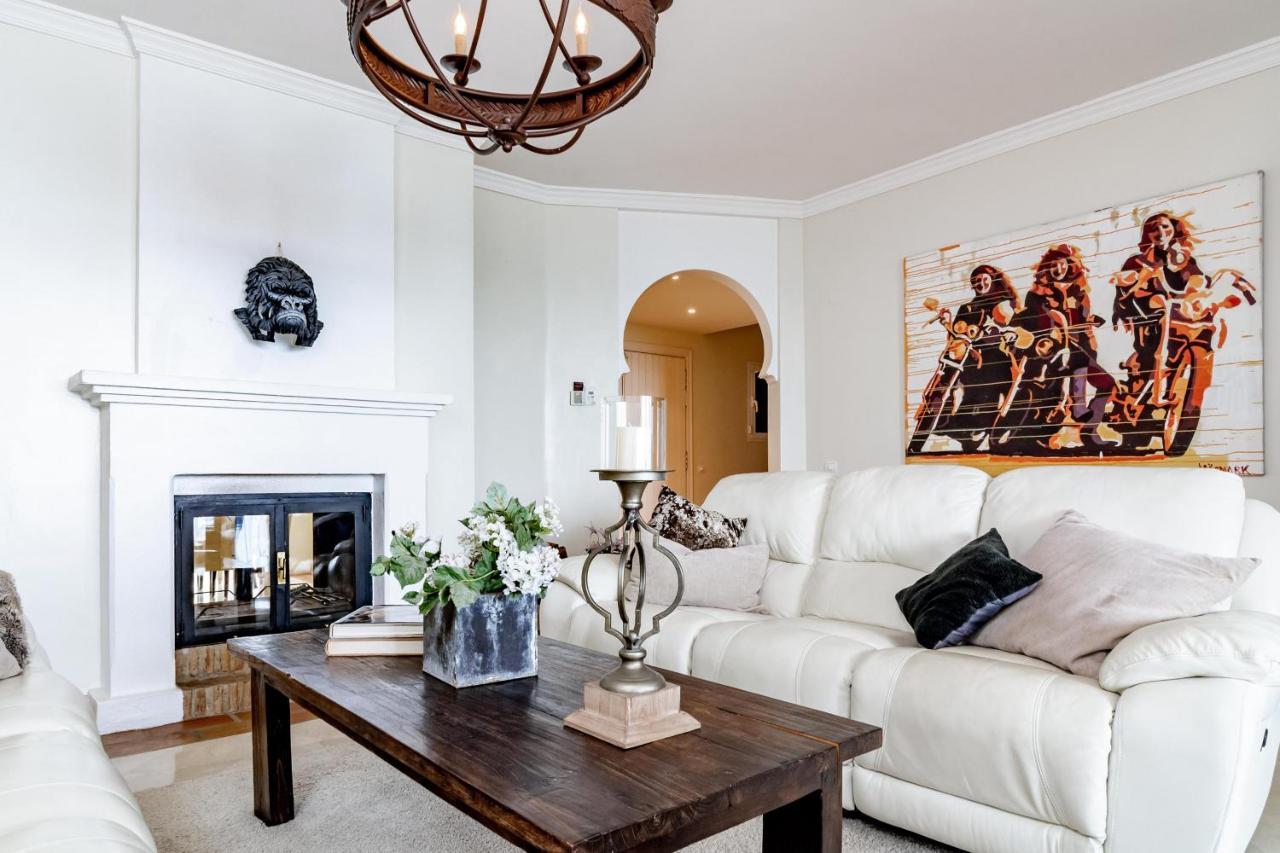 Lap- 3 Bed On The Beach. Families Only