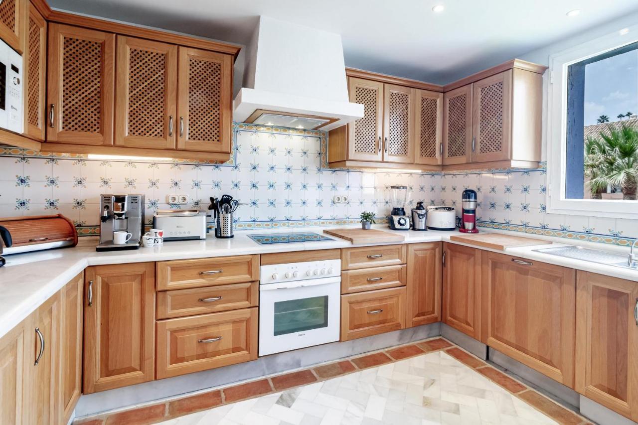 Lap- 3 Bed On The Beach. Families Only * Casares