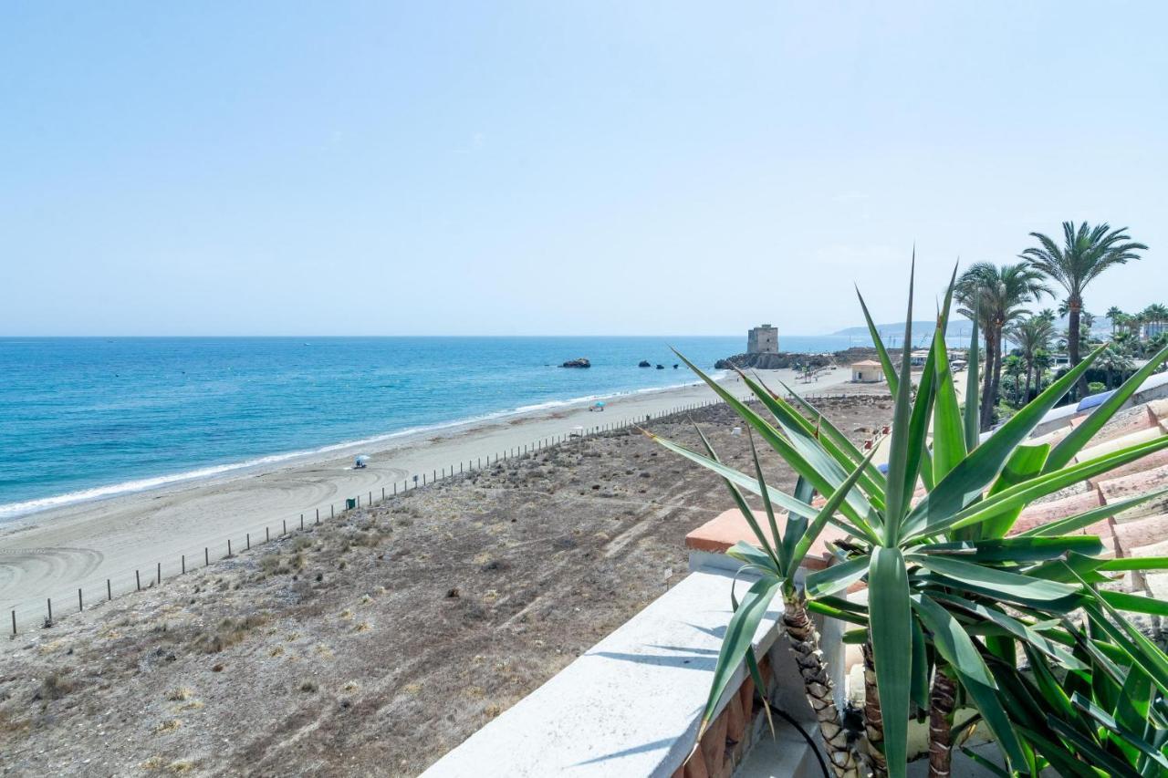 Apartment Lap- 3 Bed On The Beach. Families Only